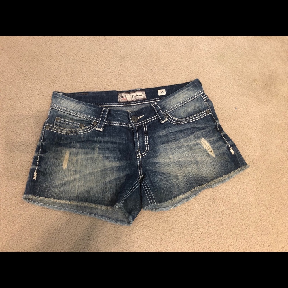 BKE -Sabrina. Shorts. Size 30